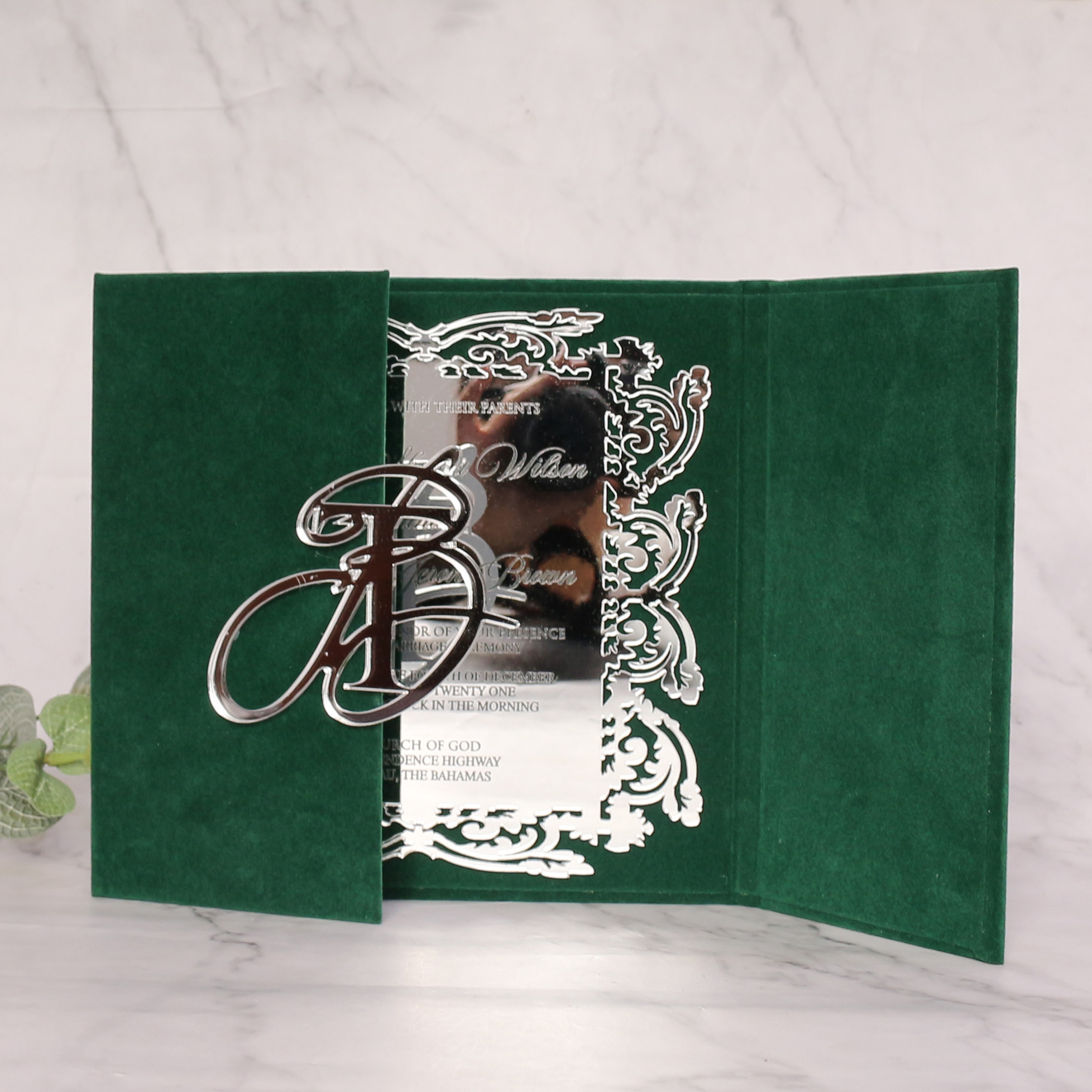 Custom Funny Folio Dark Green Velvet Hardcover Wedding Invitation Handmade Luxury Silver Mirror Invitation Cards