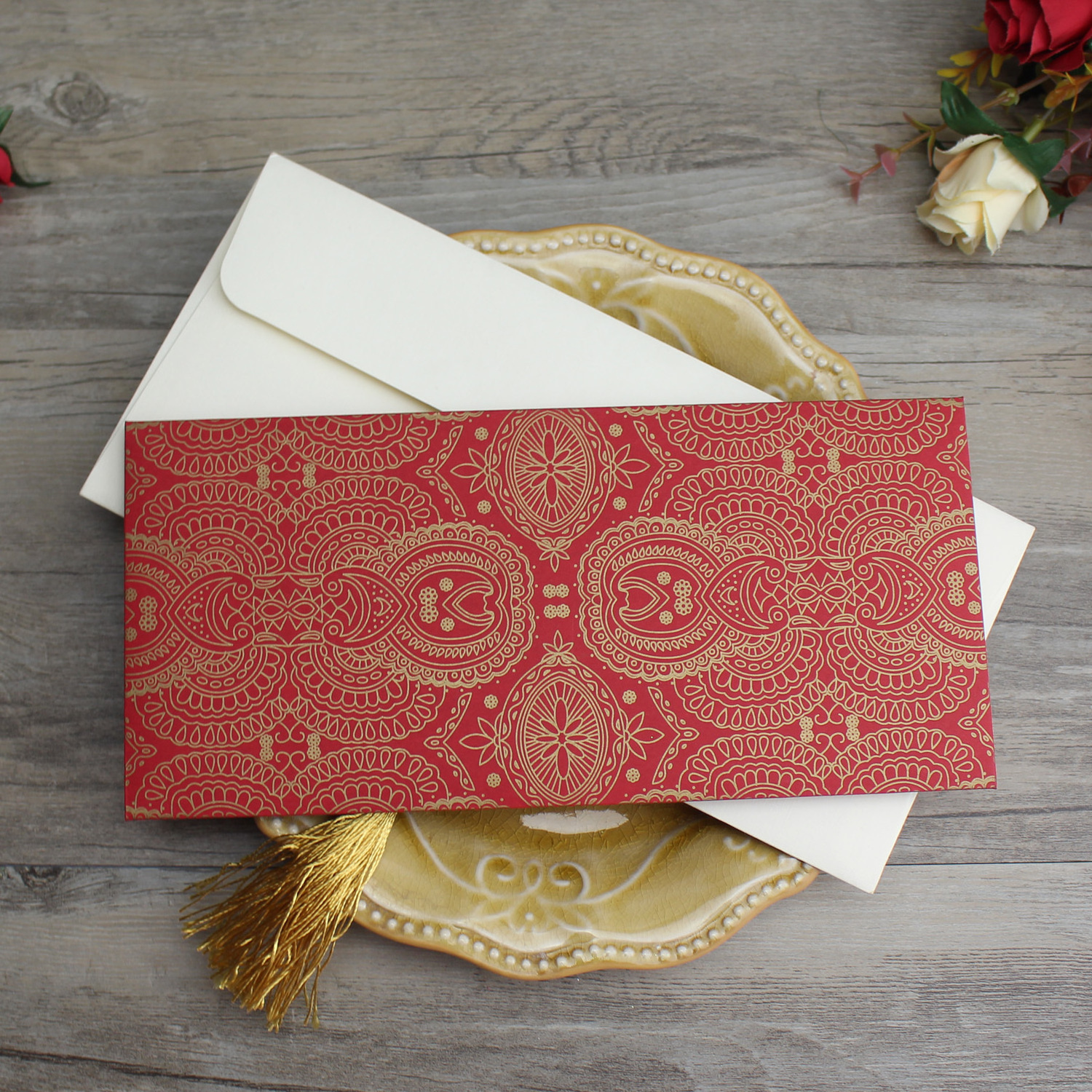 Cheap Design Gold Red Nepali Paper Pocket Fold Marriage Invitation Design Wedding Cards with Tissue birthday invitation cards