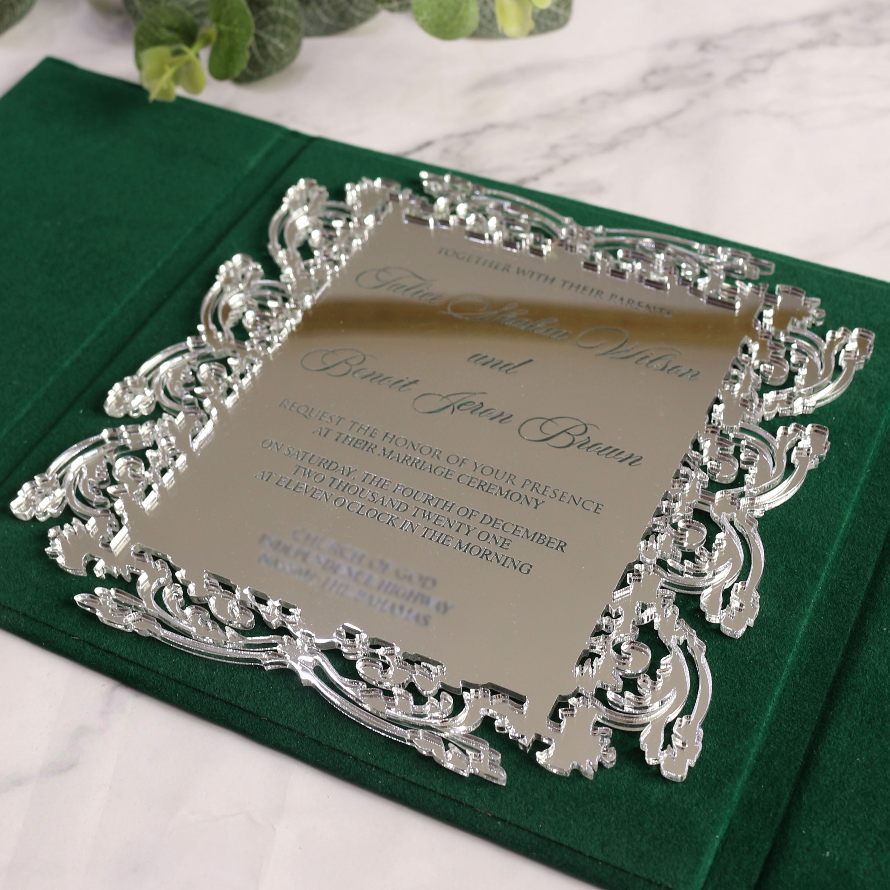 Custom Funny Folio Dark Green Velvet Hardcover Wedding Invitation Handmade Luxury Silver Mirror Invitation Cards