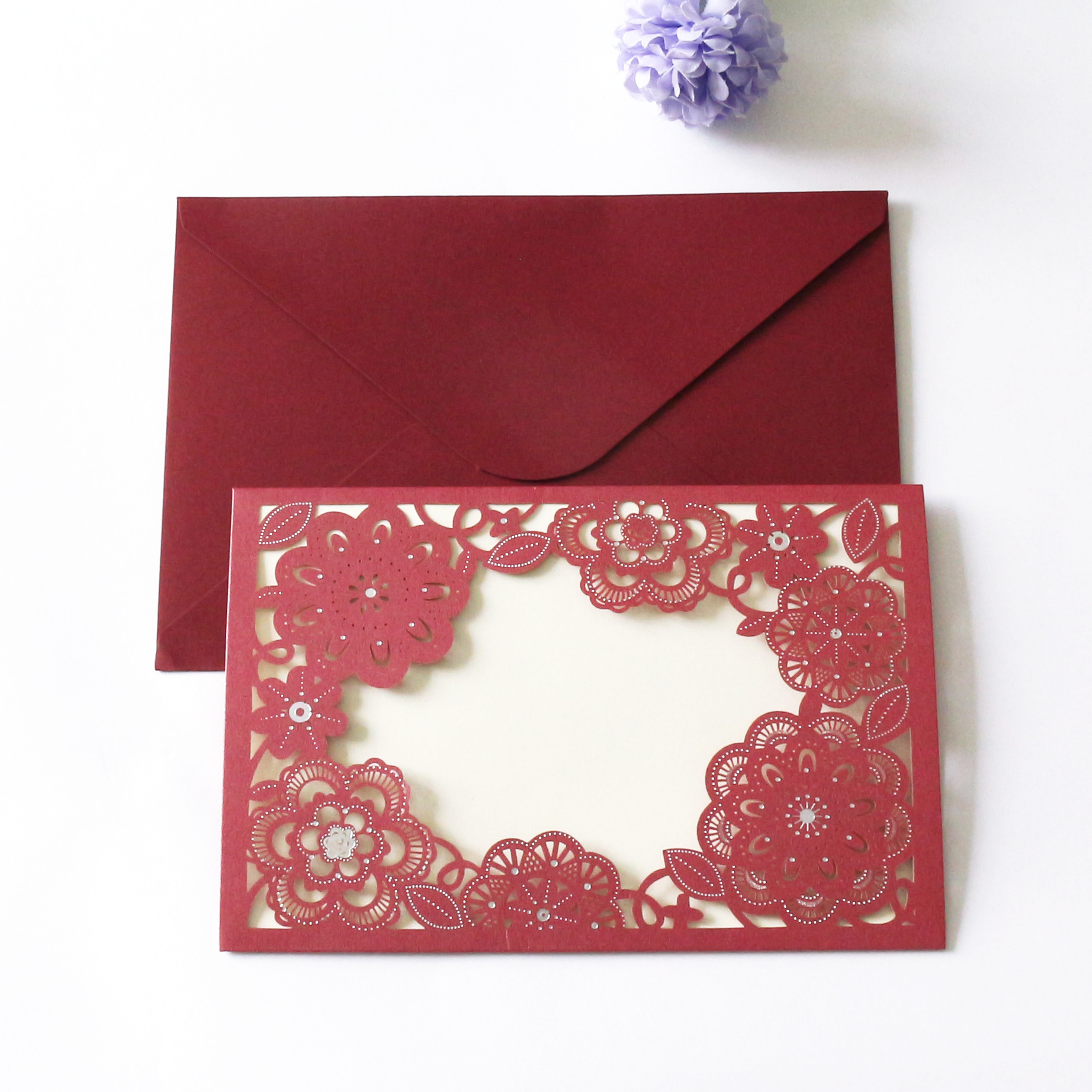 Deep Red Laser Cut Floral Pocket Greeting Cards with Envelope Customized Party Wedding Invitation Cards