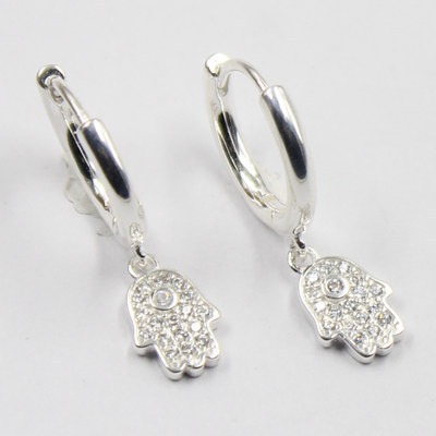 Hot Selling Korean Style Elegant Women Earrings Ins Style S925 Sterling Silver Earrings Smooth Surface Huggie Hoop Earrings /