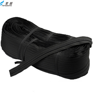 Wholesale Factory 3# 20cm Nylon Coil Zipper Polyester Tape With Nylon Teeth Wholesale Factory Nylon Zipper Roll For Bag luggage