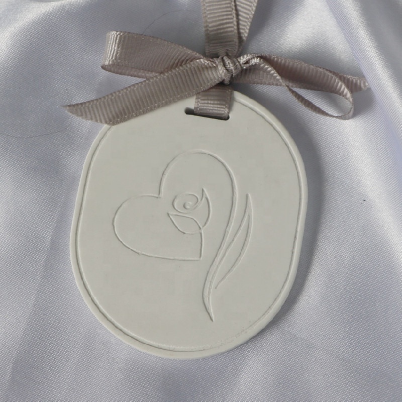 Logo Customized Hanging Oval Scented Ceramic Aromatherapy Essential Oil Diffuser Plaster