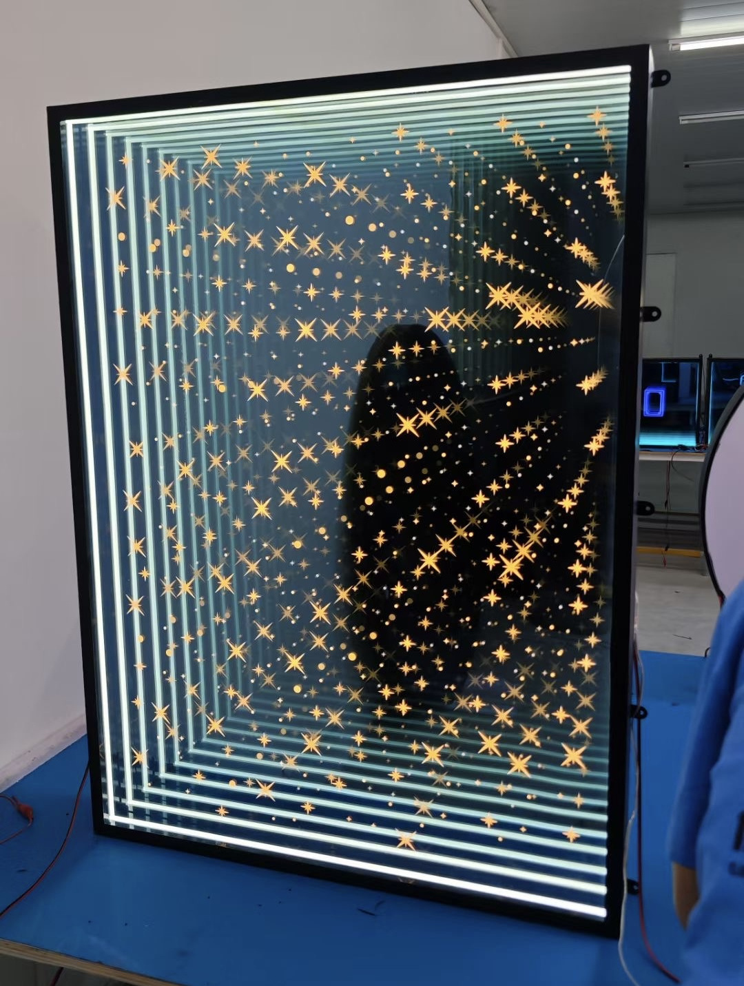 2024 New Customized Product  3D Wall Magic LED Tunnel Infinity Illusion Mirror Infinity Mirror Sign Effect Mirror Neon Sign Led