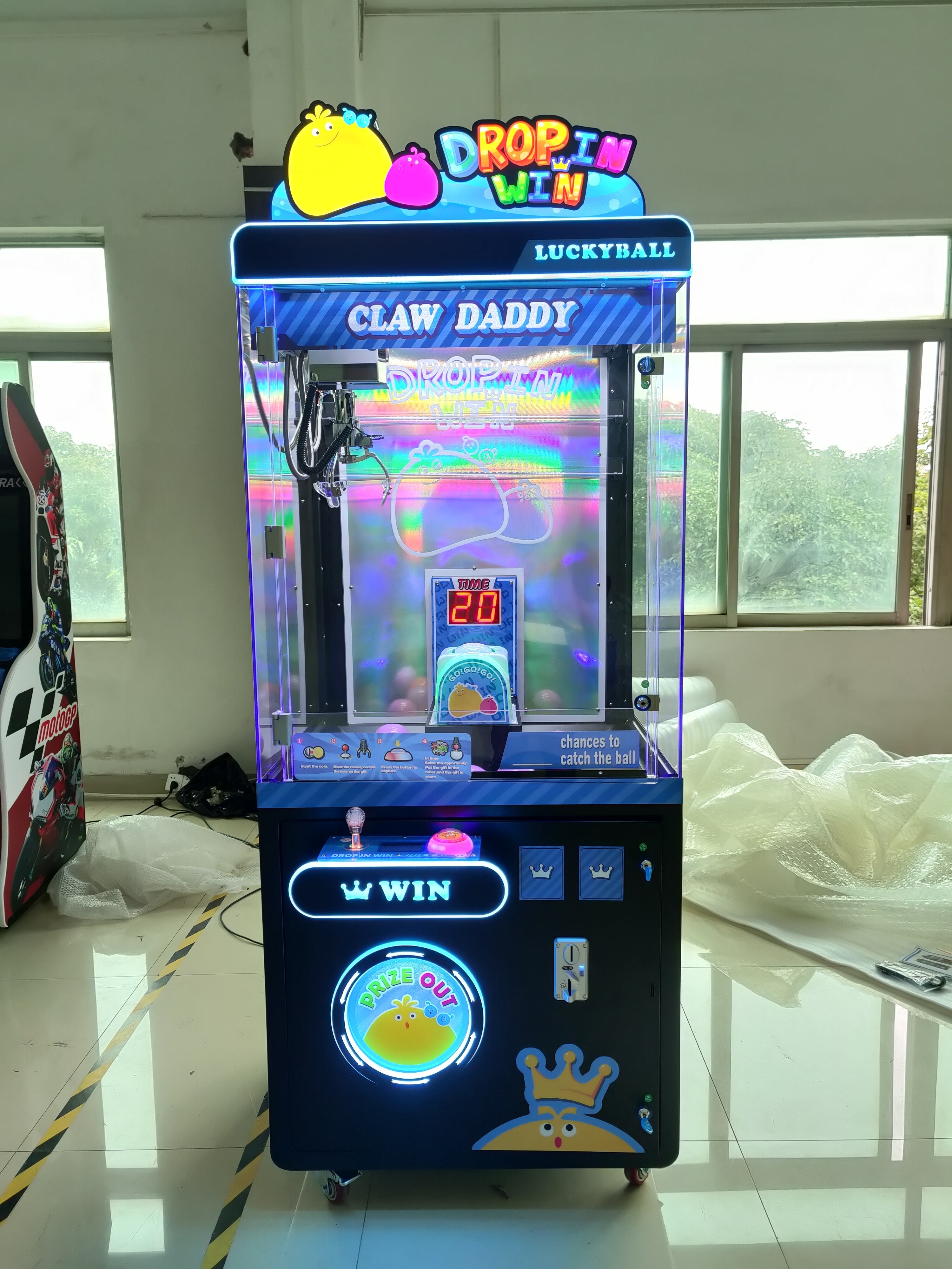 Coin Operated Claw Crane Doll Machine Amusement Park Prize Gift Equipment Drop Win Games for Kids and Adults