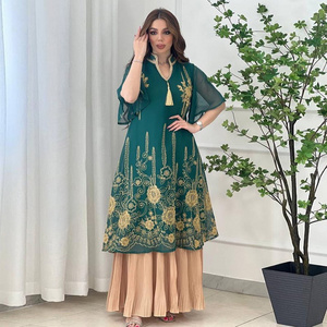 Middle Eastern fashion mesh embroidery dress with tassel stitching chiffon pleated fashion Muslim women's clothing