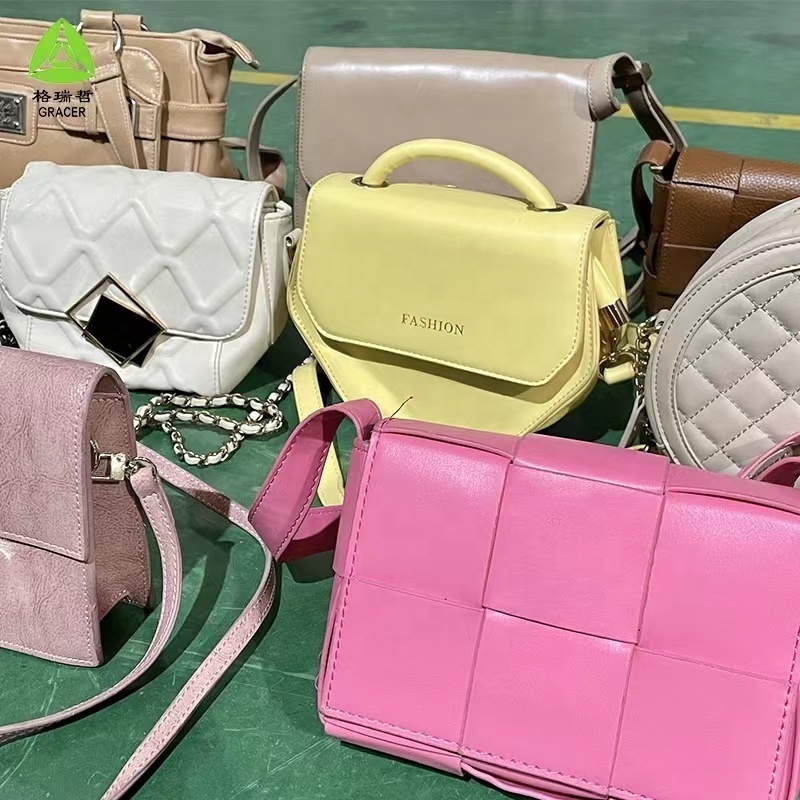 Popular High Quality Mixed Packaging Random Delivery Fashion Design Inclined Shoulder Bag Clut Stock Lady Handbags Used Bags