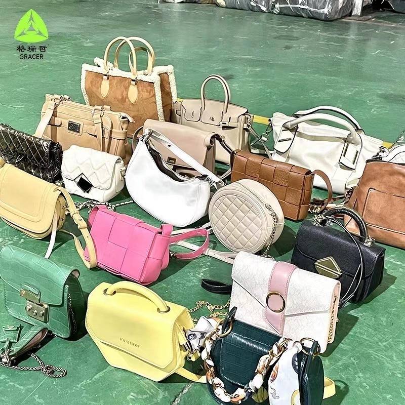 Popular High Quality Mixed Packaging Random Delivery Fashion Design Inclined Shoulder Bag Clut Stock Lady Handbags Used Bags