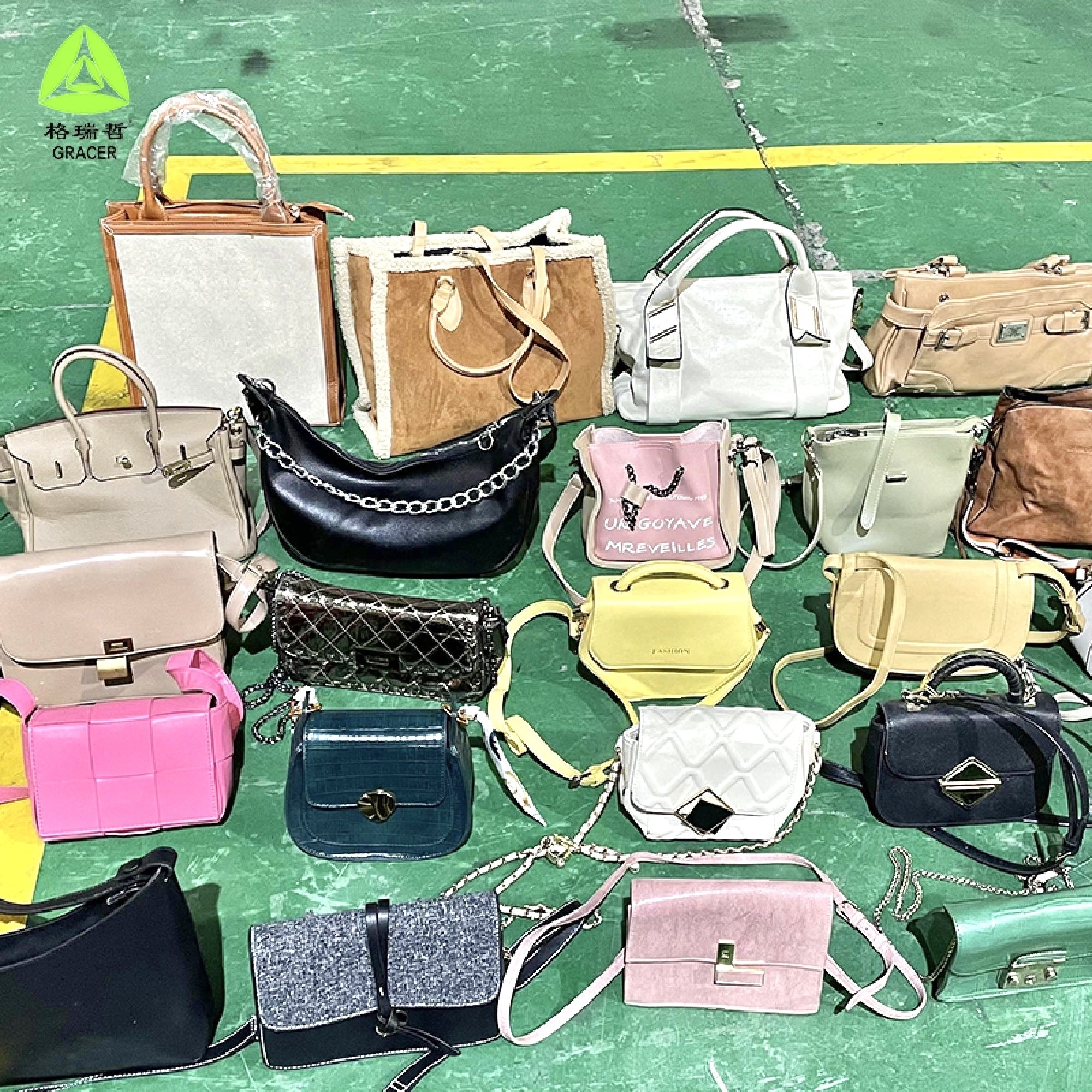 Popular High Quality Mixed Packaging Random Delivery Fashion Design Inclined Shoulder Bag Clut Stock Lady Handbags Used Bags