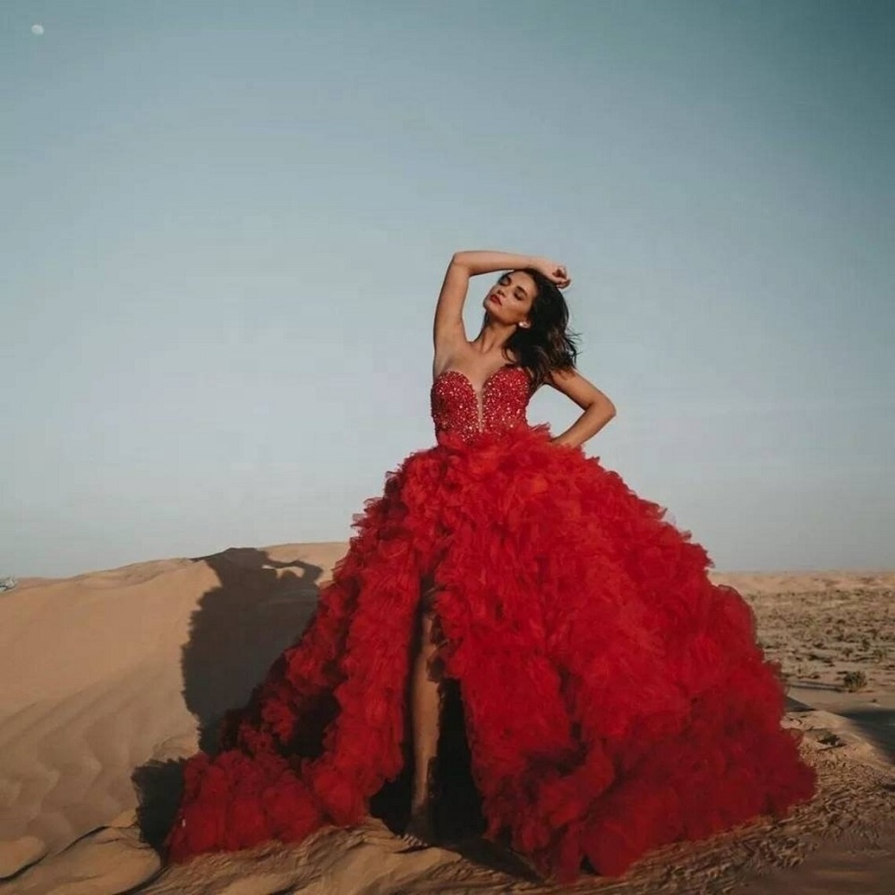 2023 Long Wedding Party Dress Bridal Red Dress Tulle Ball Gown Sweetheart Beads Custom Ruffles Vestidos de Prom Gowns for Women