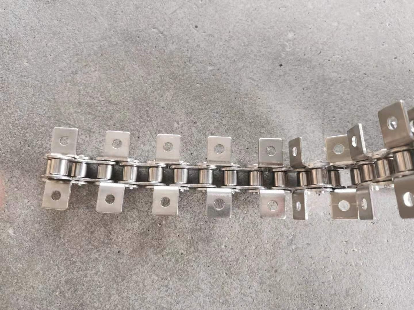 10B roller chain with K1 attachment