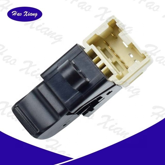 High Quality Power Window Switch OEM 25411-0V000 Fits For Nissan Almera Tino NP300 Patrol GR Pickup