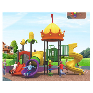 Outdoor Kids Wooden Playhouse With Slide Popular Modern Cubby House With Plastic Slide play house