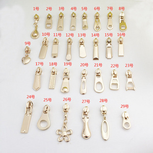 Custom Zip Pull Garment Metal Zipper Puller Slider Brand Logo Bag Zipper Head Puller 5# nylon Metal Zipper Pull Logo