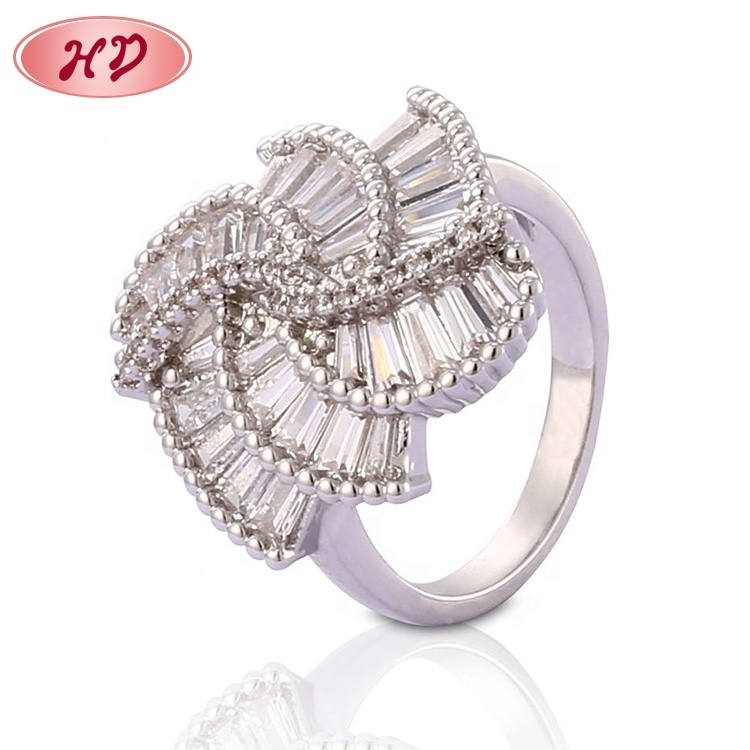 Unique Gift Items Fashion Jewelry White Gold Ring Designer Luxury Crystal Medieval Ring