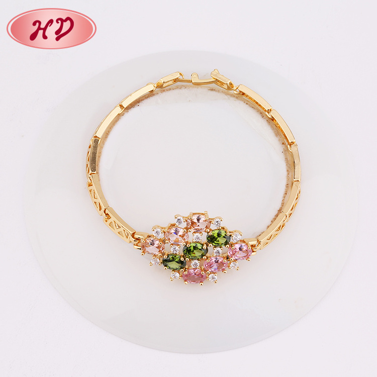 China Wholesale Ladies 18K Gold Plated Copper Cz Bracelet