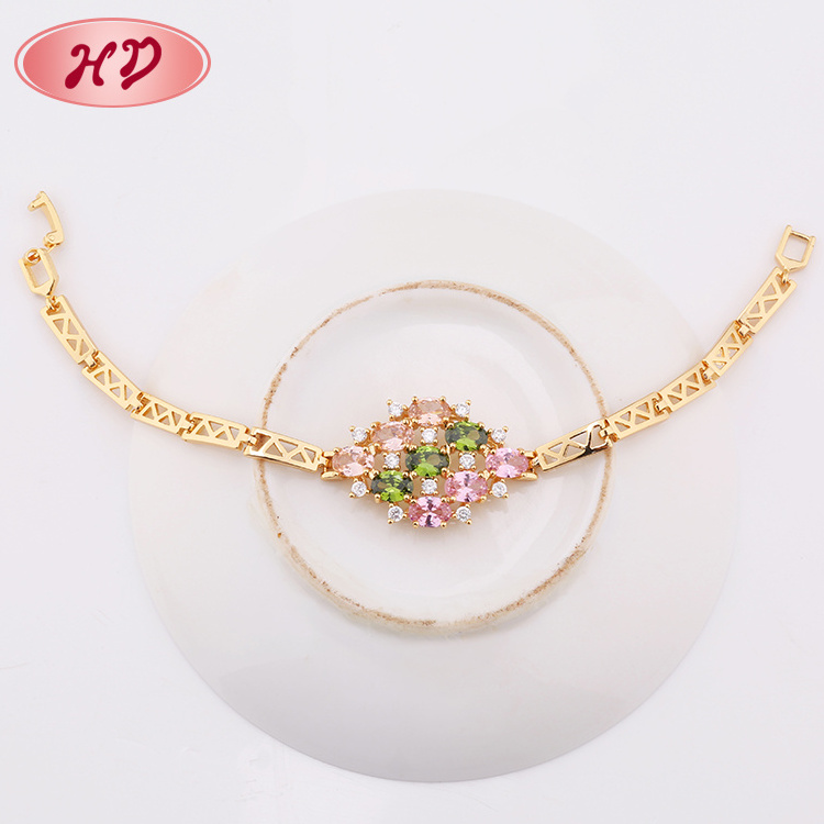 China Wholesale Ladies 18K Gold Plated Copper Cz Bracelet