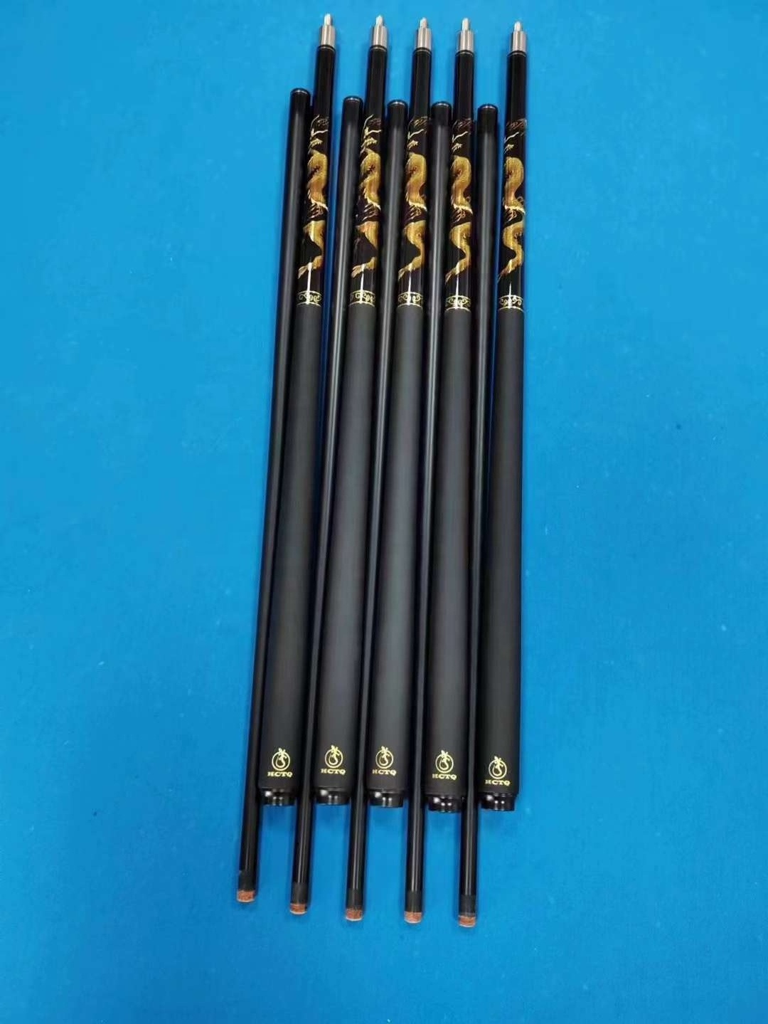 High Quality Carbon Fiber 2parts billiard Pool Cue With 13mm Tip