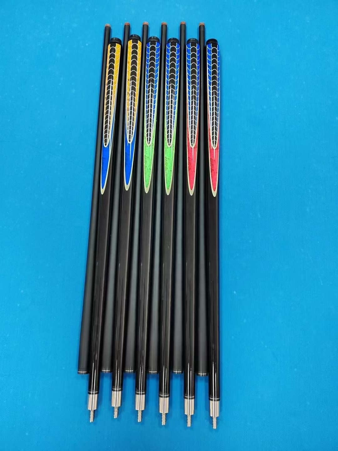 High Quality Carbon Fiber 1/2 Billiard Pool Cue With11.5mm 13mm Tip For Sale