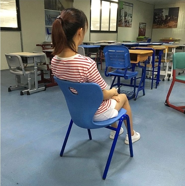 Hot sale school bench student desk with good quality desk chair manufacturer in Guangzhou