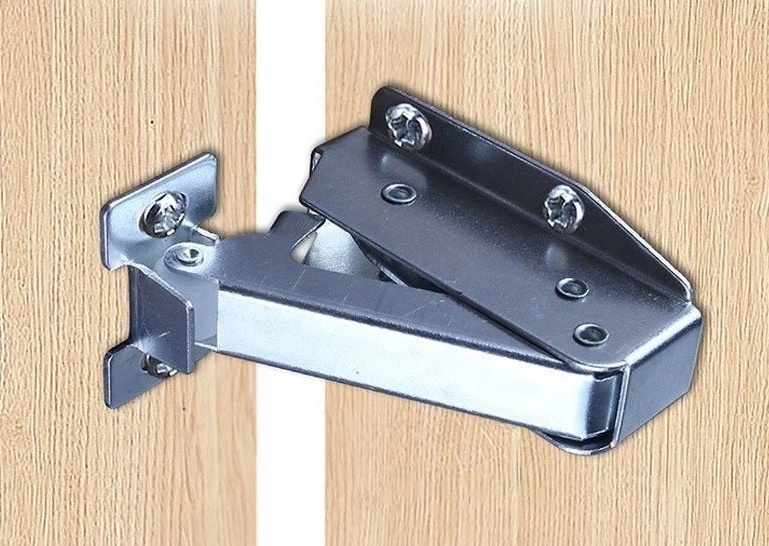 Furniture Drawer Latch Cabinet Door Latch Grabber Catches Push Close Cabinet Latch with Mounting Screw