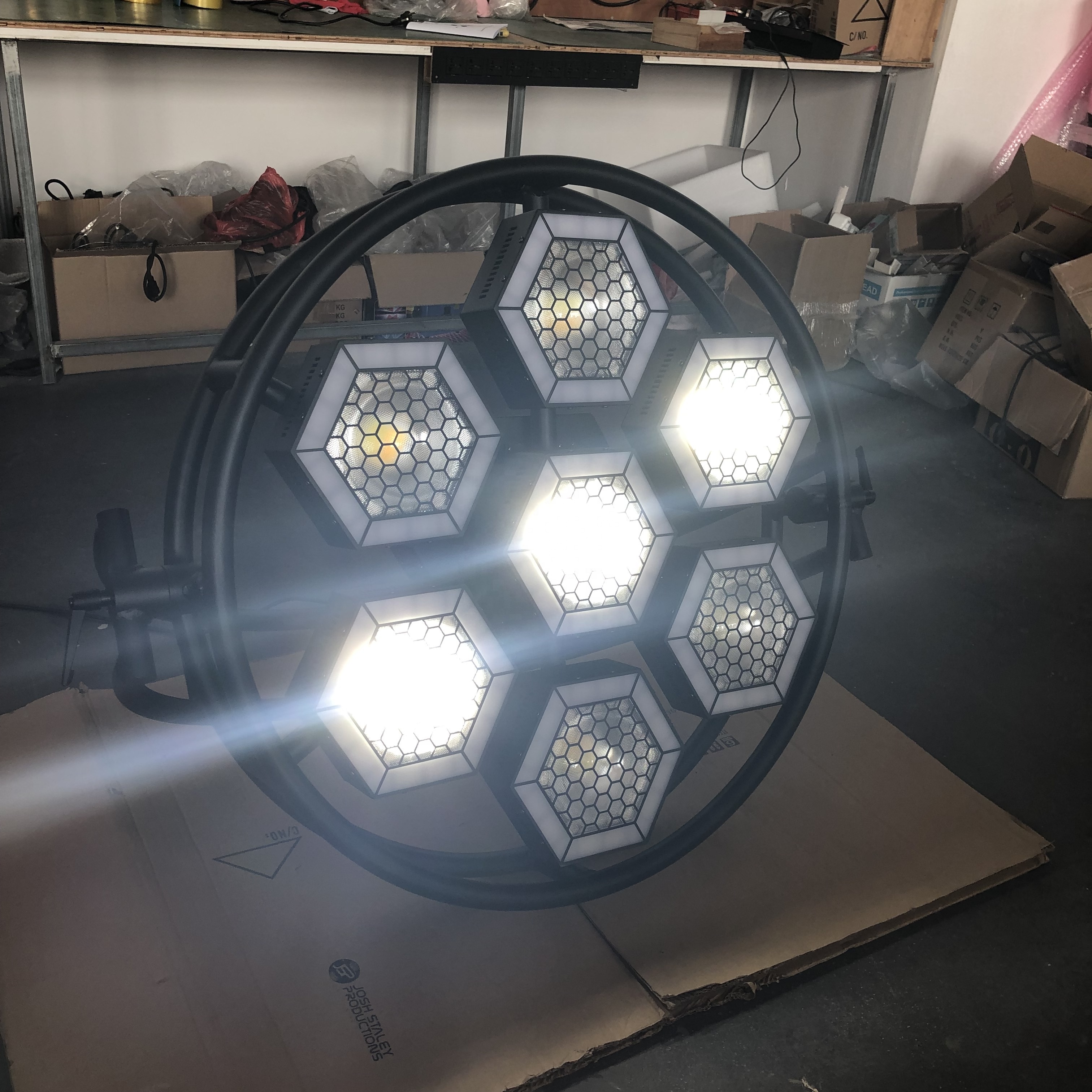 7 halo hexa Strobe pixel lights 700W White and warm white COB