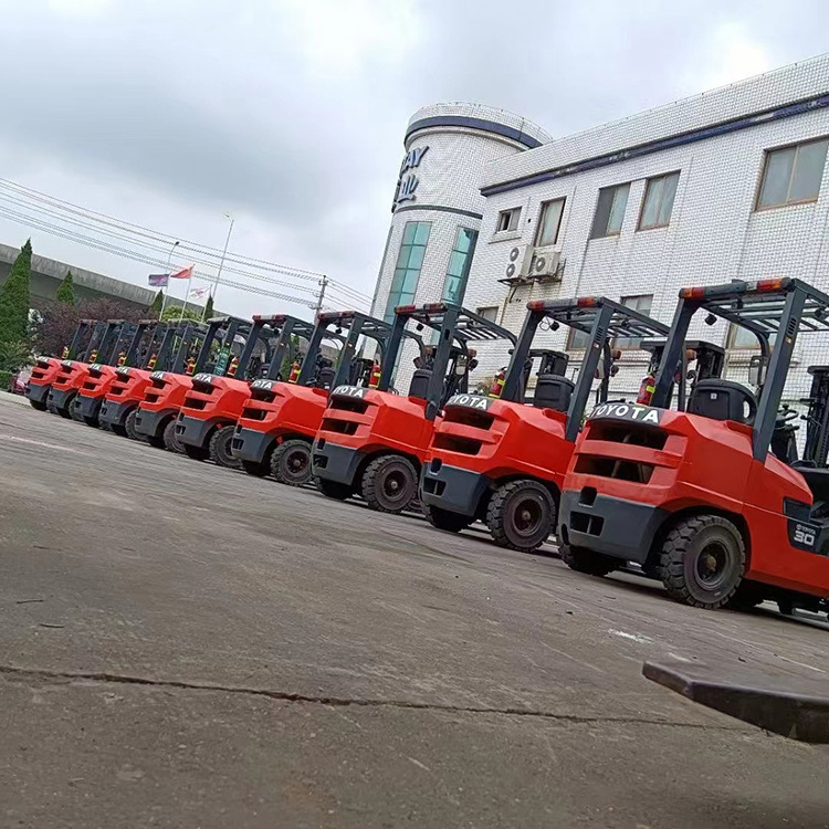 Hot Sale Diesel / Gas / LPG Second Hand Forklift For Used Toyota / TCM / Mitsubishi / Komatsu / Nissan / Hyster / Hyundai / Heli