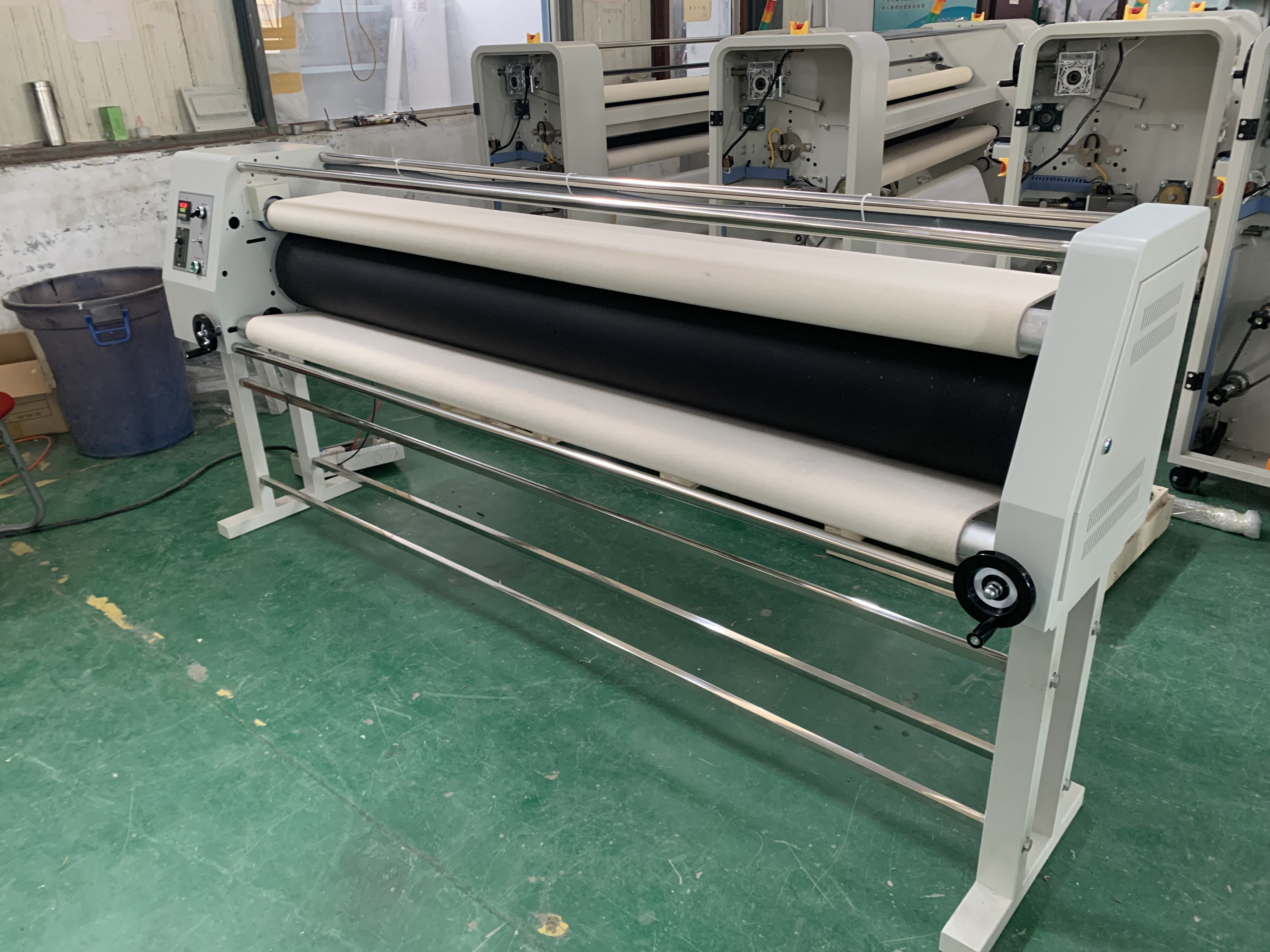 low costs Economical fabric textile 1200mm 1600mm 220mm roller roll heat press sublimation heat transfer printing machine