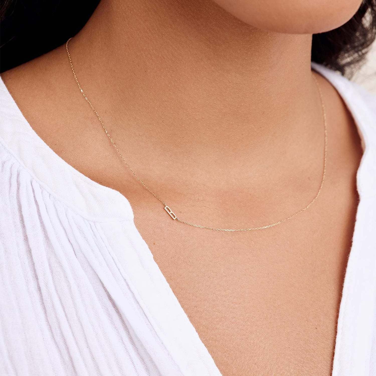 Stainless Steel Jewelry 26 letter Initial Necklace Women's Simple Commute Delicate  Clavicle Chain for Women