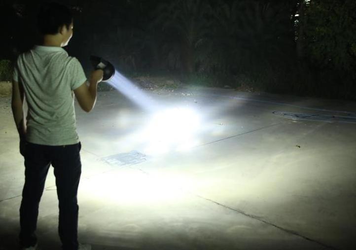 12V high power led handheld spotlight 5JG-NFC150-36W 3500lm LED Hunting spotlight with cigar lighter