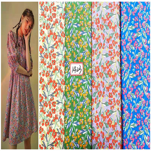 Latest Design Free Sample Bulk Sale 100% Cotton Fabric Oem Floral Printed Fabric