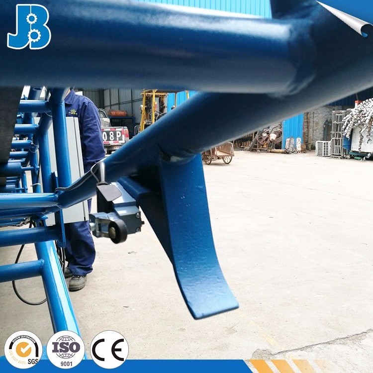 OEM custom bag stacking conveyor/rubber band conveyor/movable conveyor for bagged cement