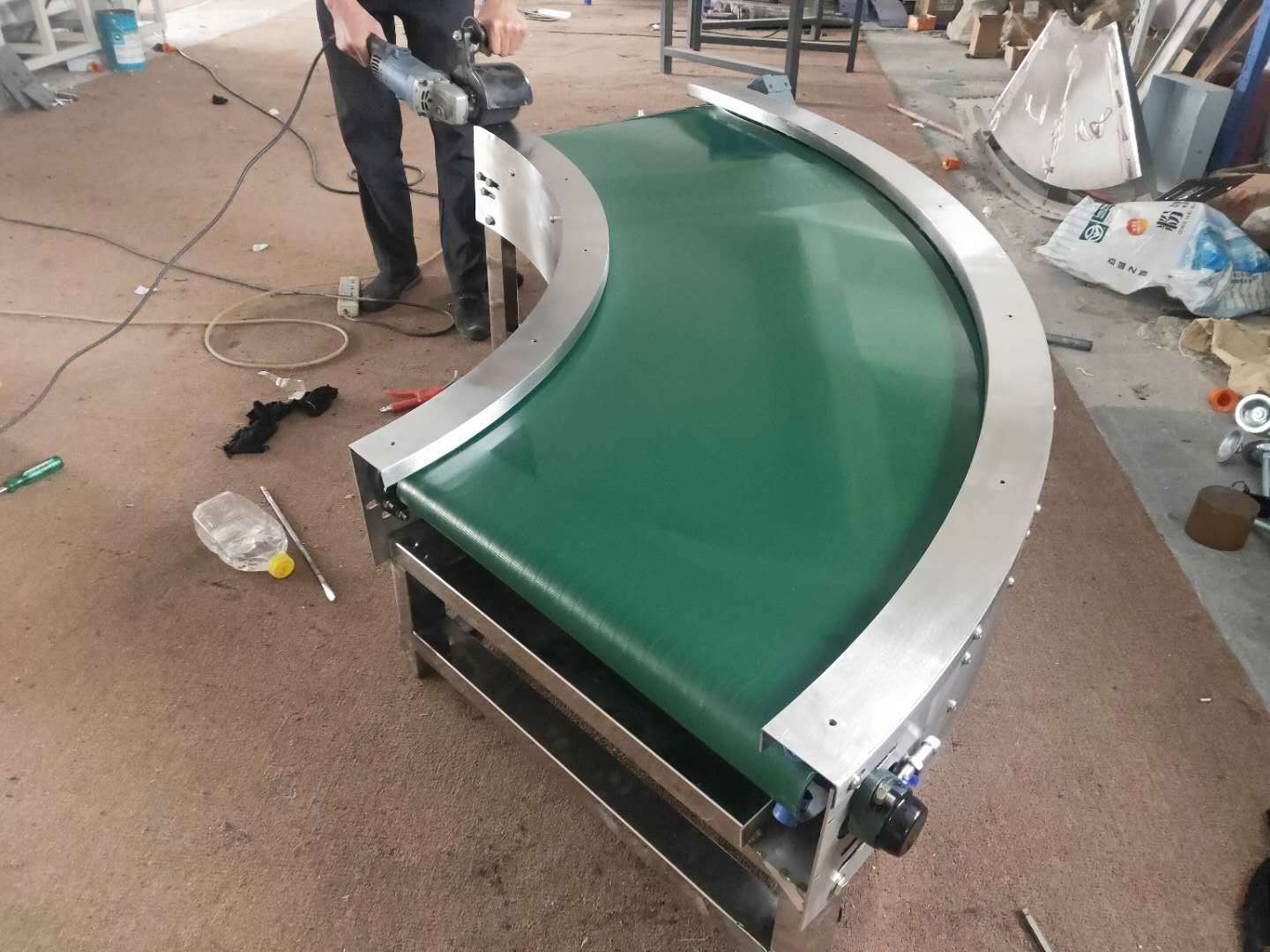 Factory custom bent belt conveyor ,turning 90 or 180 degree  belt conveyor