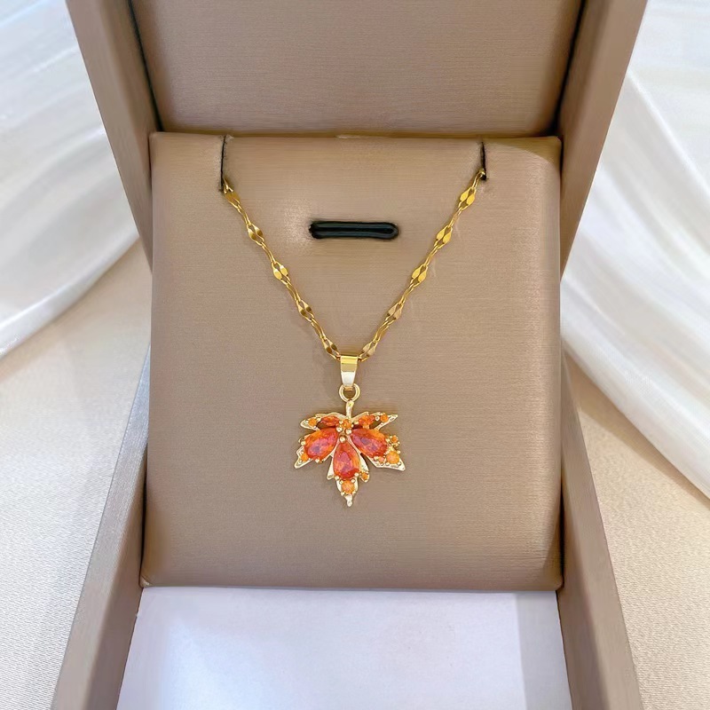 Titanium Steel Red Maple Leaf Banquet Wedding Necklace Women's Versatile Clavicle Chain Titanium Steel Chain