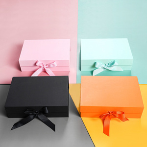 Spot Magnet Flip Black Folding Box Fresh Storage Boxes Birthday Gift Cardboard Gift Box With Ribbon Bow