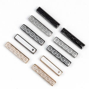 Factory customized logo shirt metal accessories pocket id clip tag zinc alloy strap connector tail clip for thobe