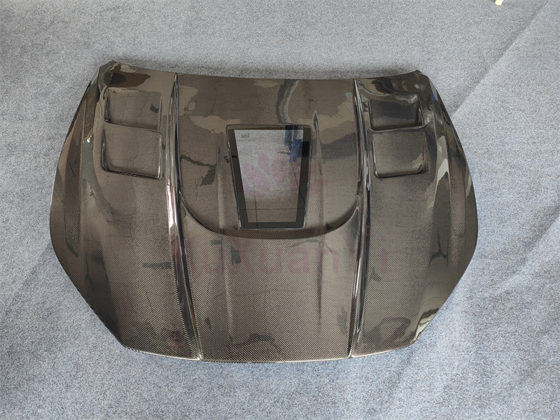 High quality genuine carbon fiber translucent engine hood for  Maserati quattroporte body kit