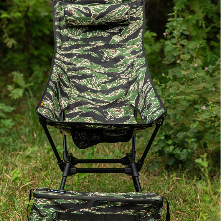 Outdoor Furniture Beach Chair Folding High Back Chair with Carry Bag Fishing Barbecue Camping Chair