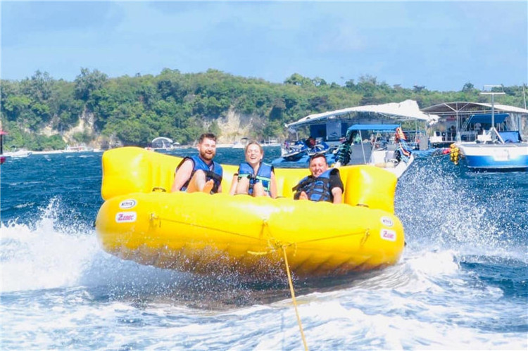 Water Toys Flying Inflatable Disco Boat Spinning UFO Towable Tube