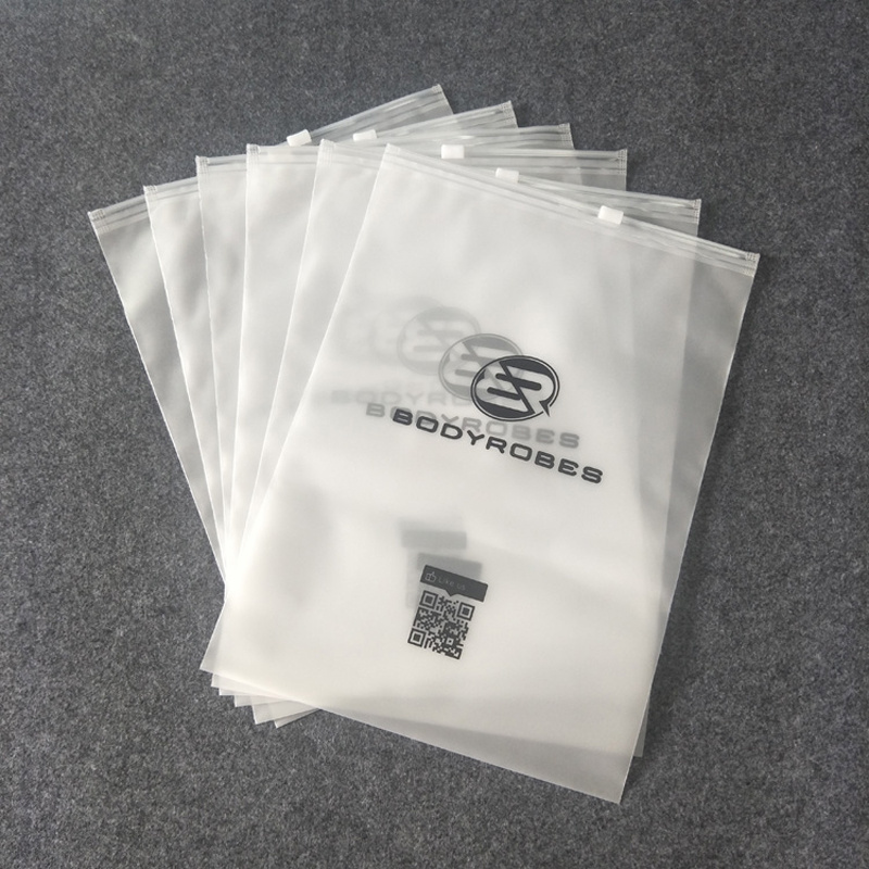 Wholesale matte frosted CPE plastic zipper bag t shirt garment plastic poly bag for clothes