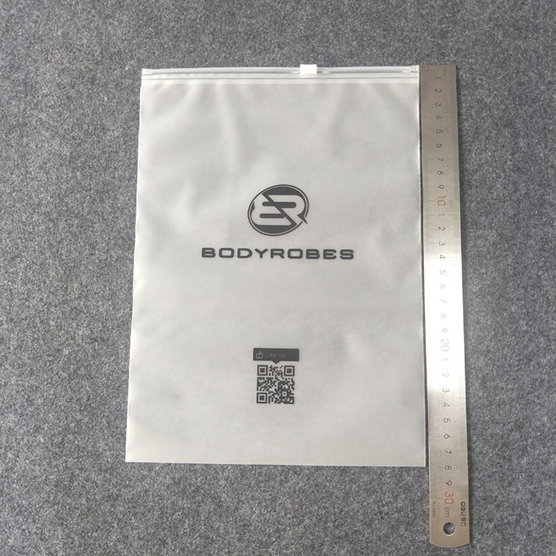 Wholesale matte frosted CPE plastic zipper bag t shirt garment plastic poly bag for clothes