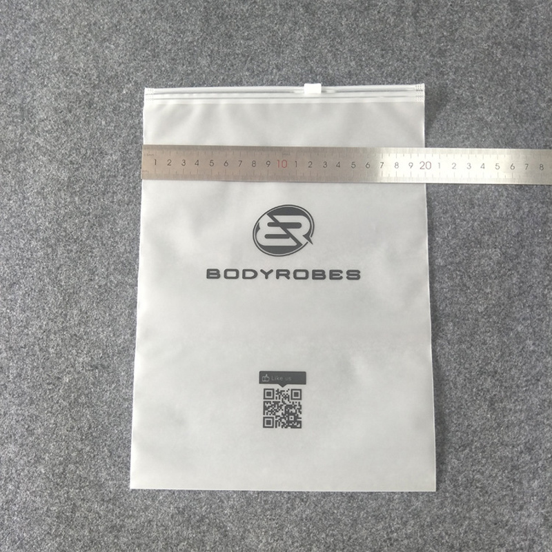 Wholesale matte frosted CPE plastic zipper bag t shirt garment plastic poly bag for clothes