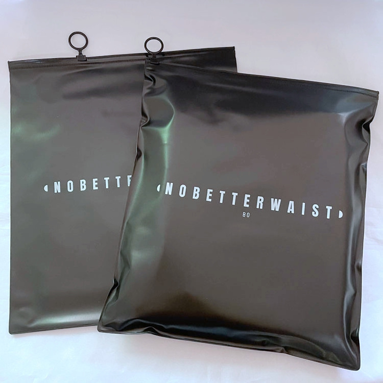 Hot Selling Translucent Plastic Zipper Bag With Printed Logo Ziplock Packaging Tshirt Frosted Garment Polybag