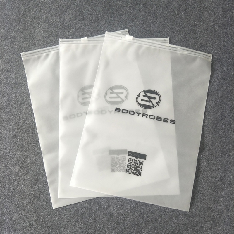 Wholesale matte frosted CPE plastic zipper bag t shirt garment plastic poly bag for clothes