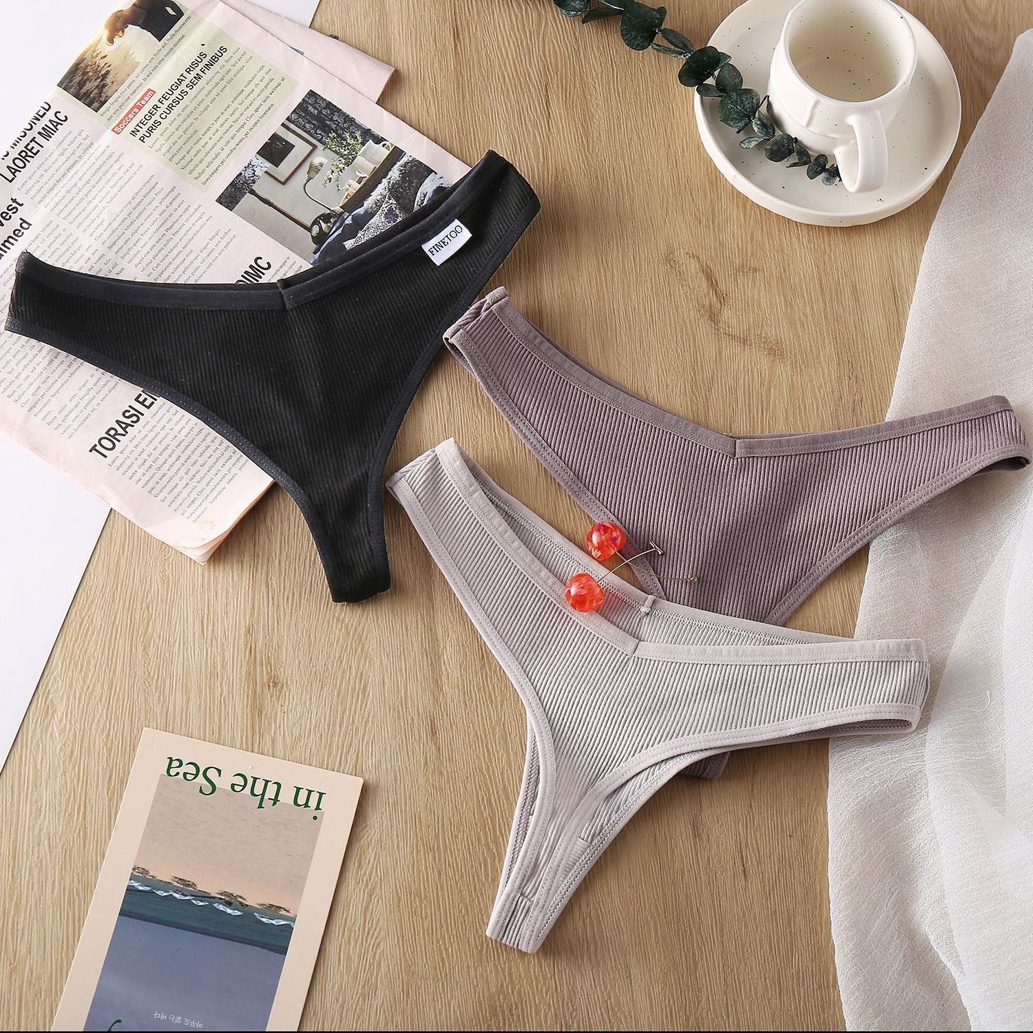 Wholesale New Women G-string Panties Sexy Low Waist Solid Color Cotton Underwear Lady Sexy Panties Tong