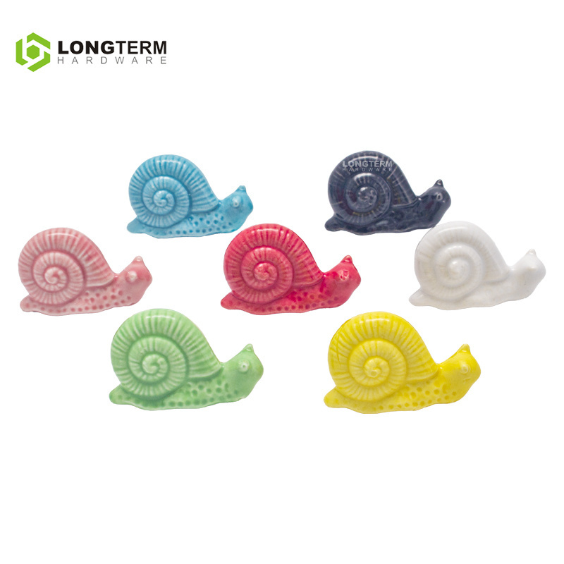 Cute Ceramic Snail Shell Shape Knob Lovely Kids Bedroom Drawer Colorful Pulls Handle and knobs For Cabinet