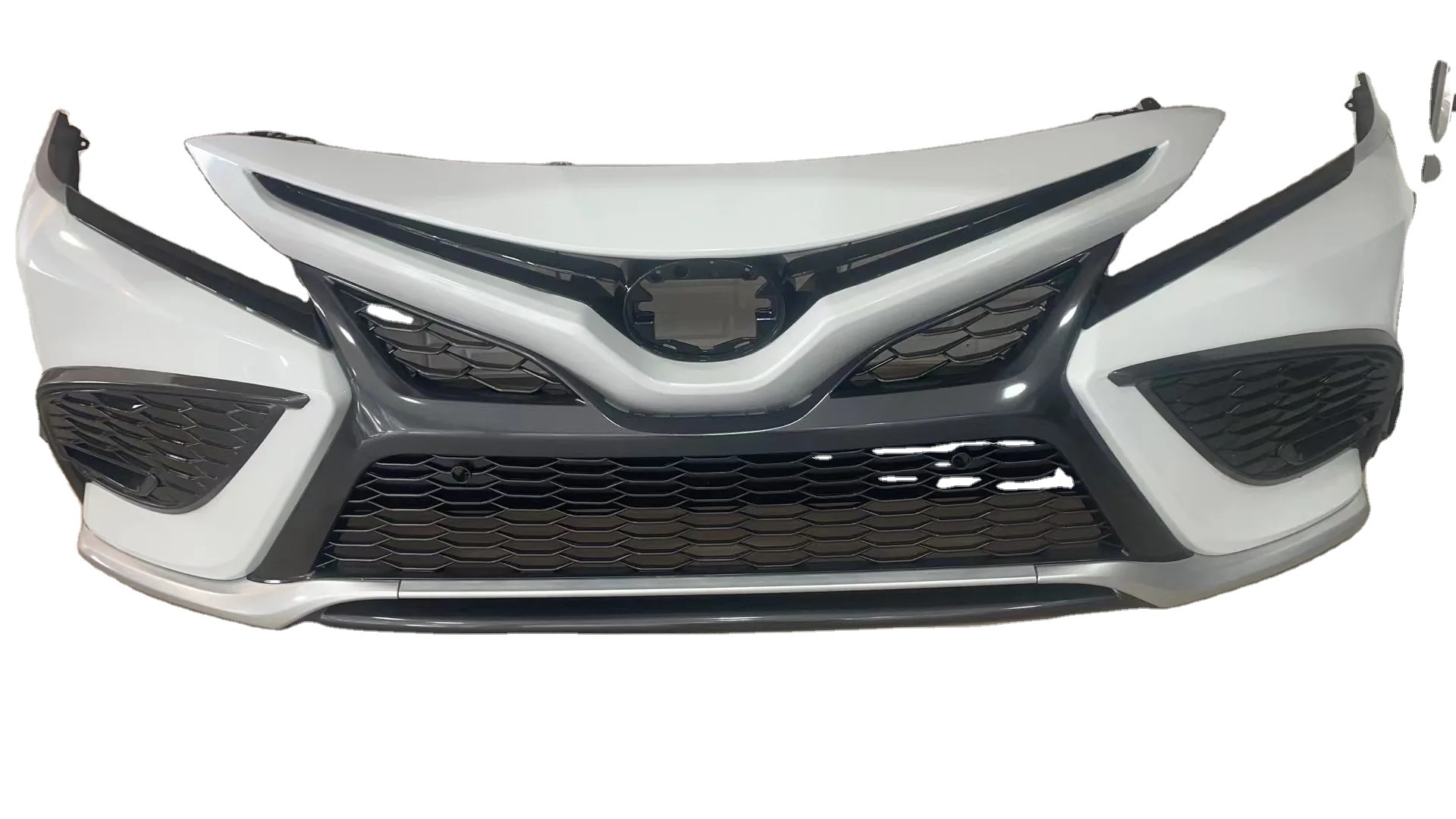 Update to sports models body kits for Toyota Camry front bumper 100% fitment para autos universal