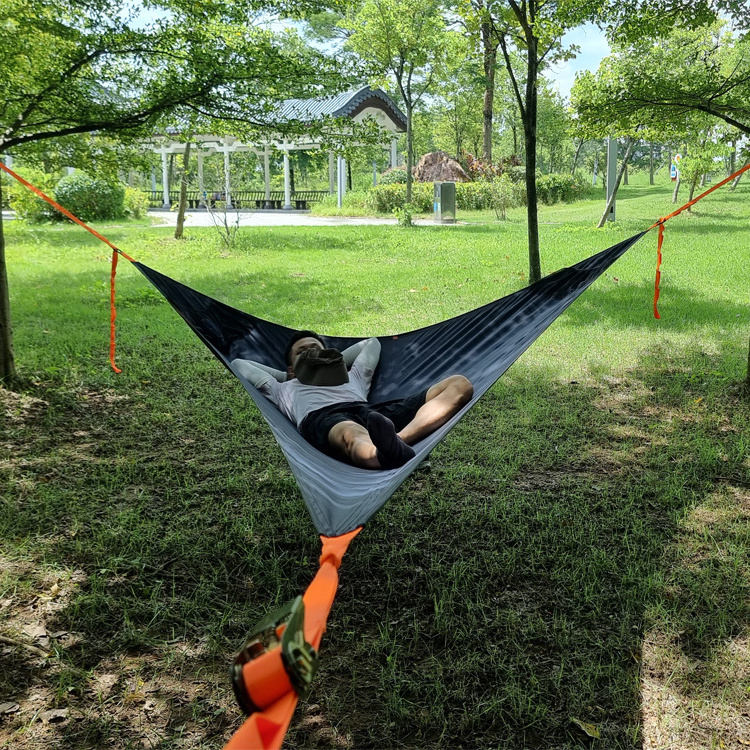 Wholesale Outdoor Camping Portable Hammock Famiy Garden Big Triangle Bed Hammock Tree Tent