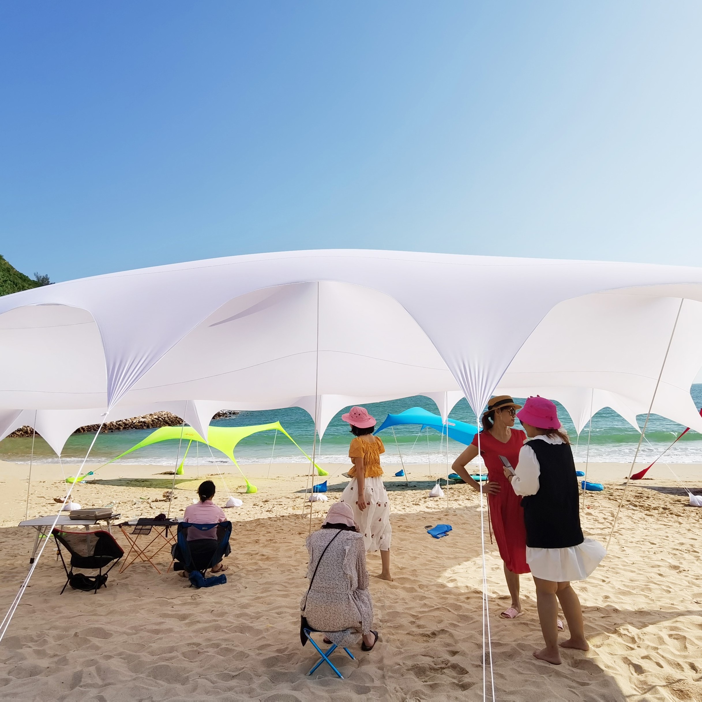 Traveler Large Beach Tent Sunshade Shelter Fly Tarp Canopy For 60-80 Person Big Event Party Marquee Wedding Customized Tents