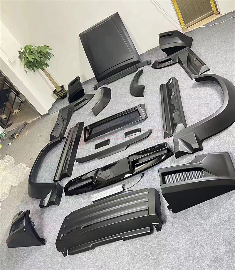 For Car Accessories LM Style Fiberglass Land Rover Defender Body Kit 5 buyers